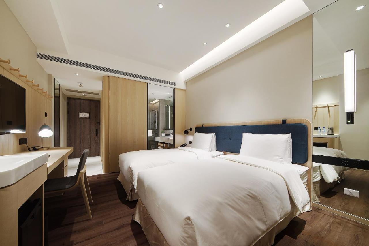 Jasper Young Hotel Banqiao Taipéi Exterior foto